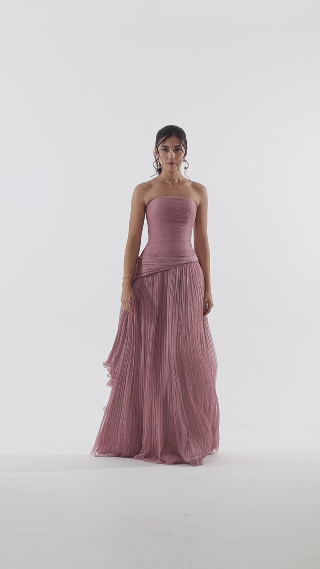 Rosera Gown